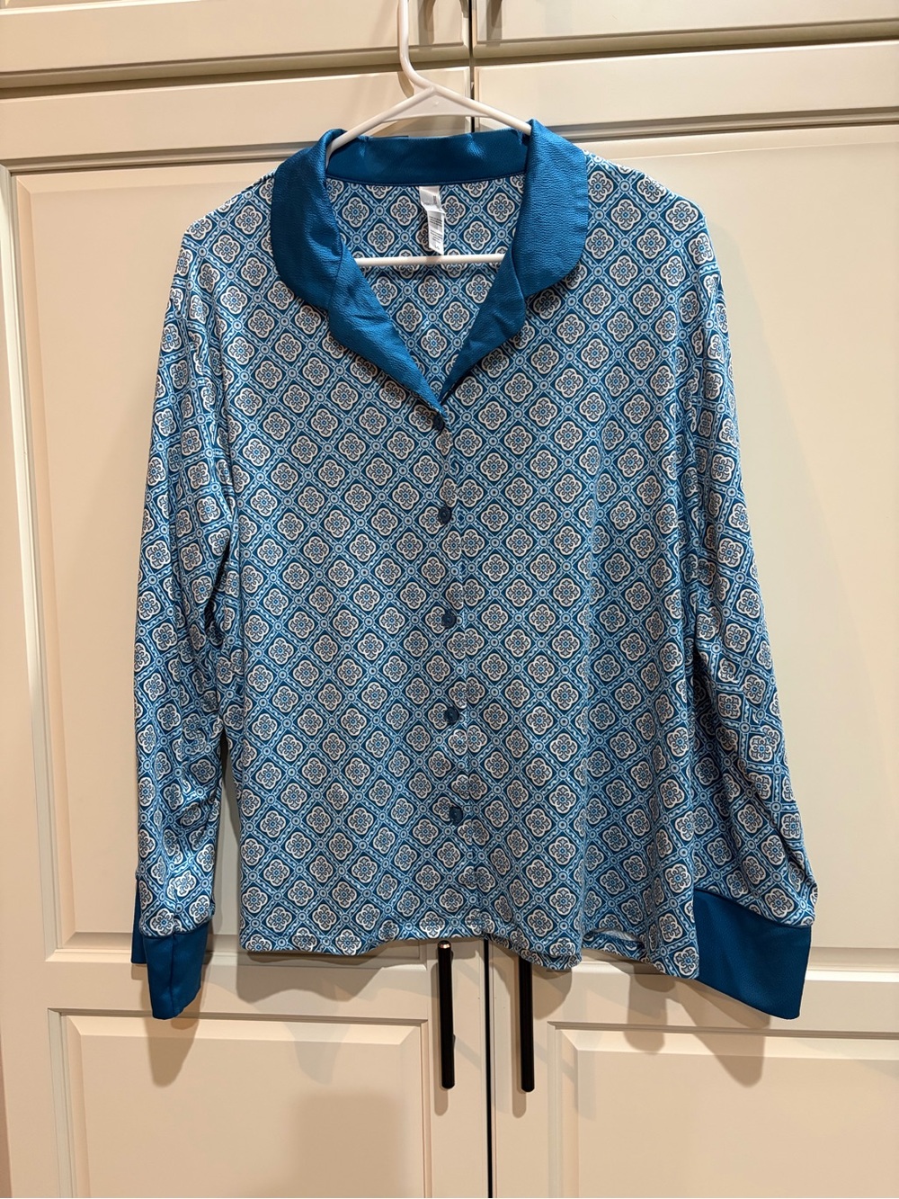 Flora Nikrooz Blue Patterned Long-Sleeve Button Up Sleepwear Top